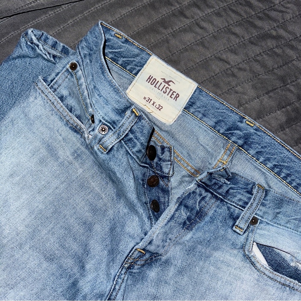HCO - Vintage Distressed Jeans light wash size 31-32